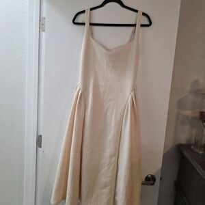 Elegant Cream Sleeveless Dress